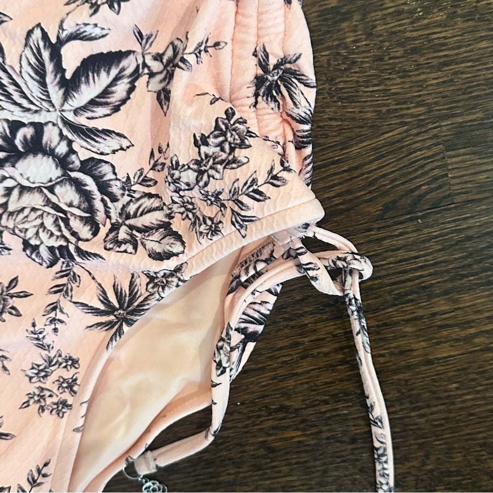 Seafolly Lovebirds One Piece Swimsuit - Picture 8 of 8